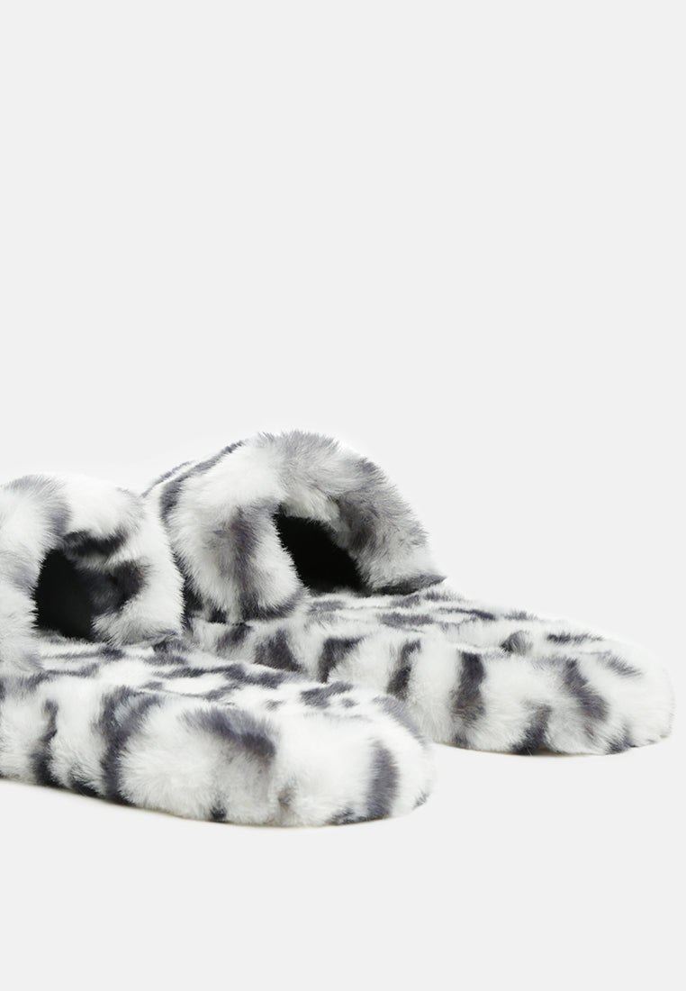 Snuggle-In Indoor Fur Flats - Glamourous Grace