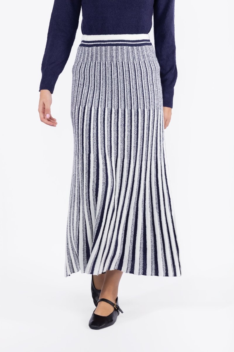 Sophia Skirt (White/Navy) - Glamourous Grace