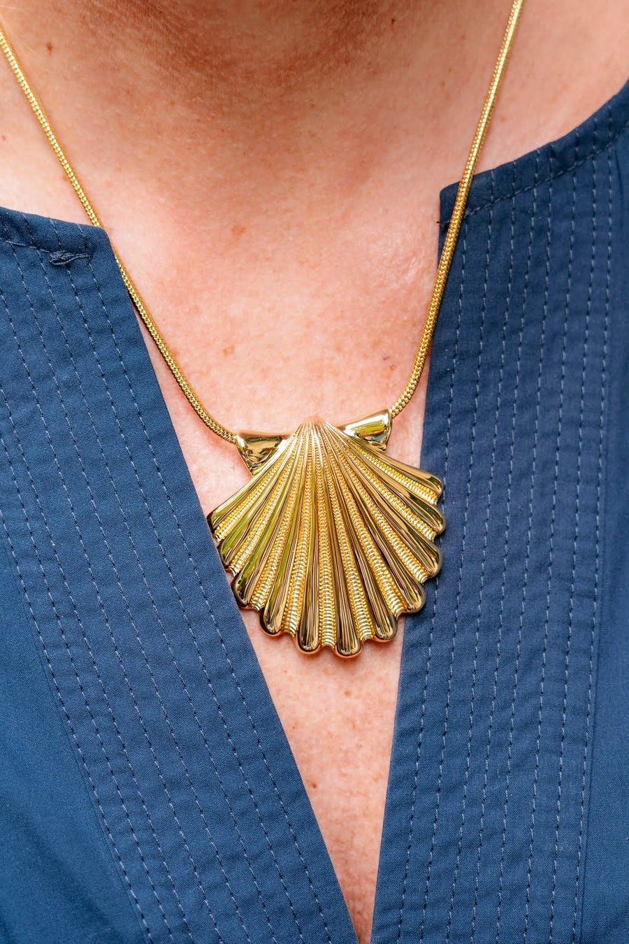 Sophie Scallop Shell Necklace - 18k Gold Plated - Teggy French Collection - Glamourous Grace