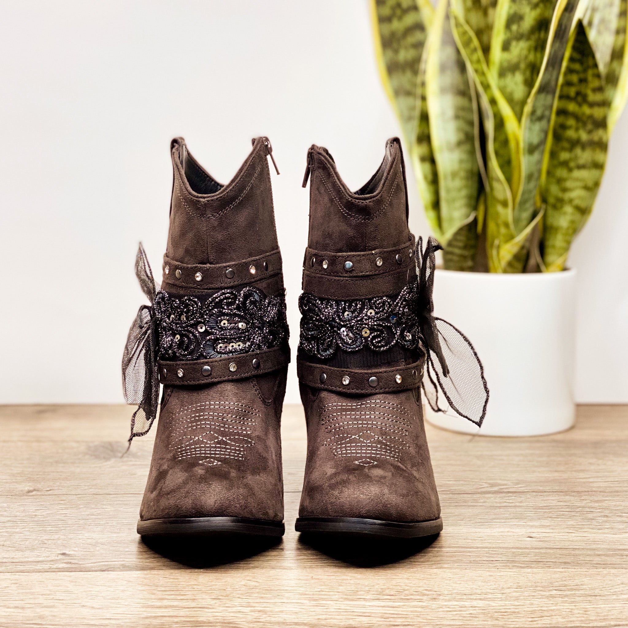 Stash Bootie in Grey - Glamourous Grace