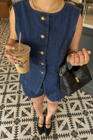 DRIVE-IN MOVIE DENIM SHORT - Glamourous Grace