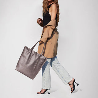Italian Metallic Full-Grain Leather Tote Bag | Vinci - Glamourous Grace