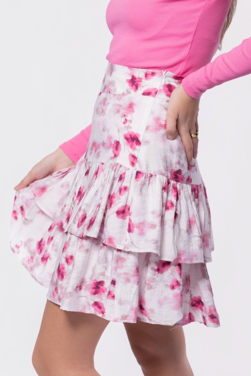 Tessa Skirt (Pink/White) - Glamourous Grace
