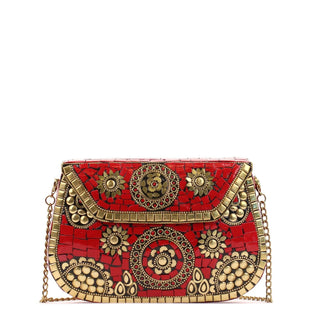Amoli Clutch