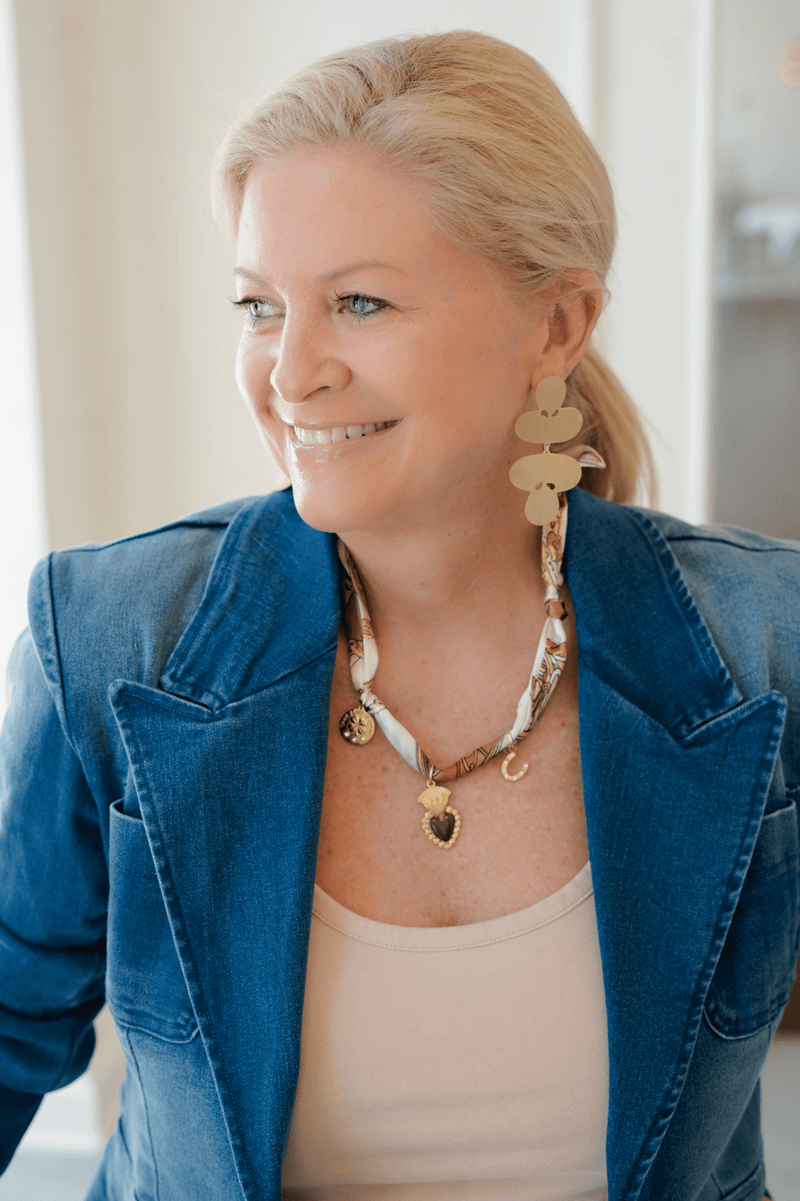 The Betsy Scarf Necklace - Glamourous Grace