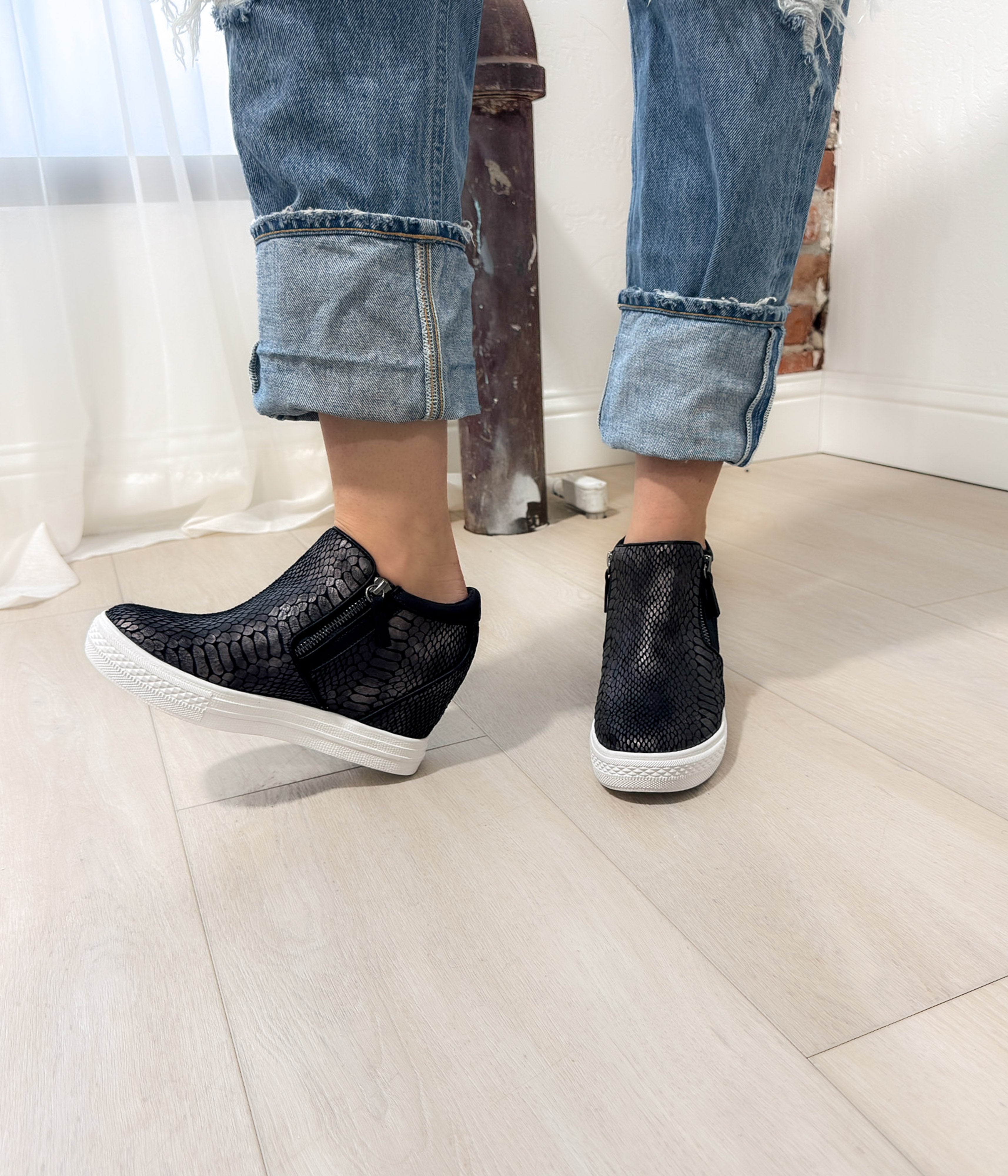 Timmibelle Wedge Sneaker in Black - Glamourous Grace