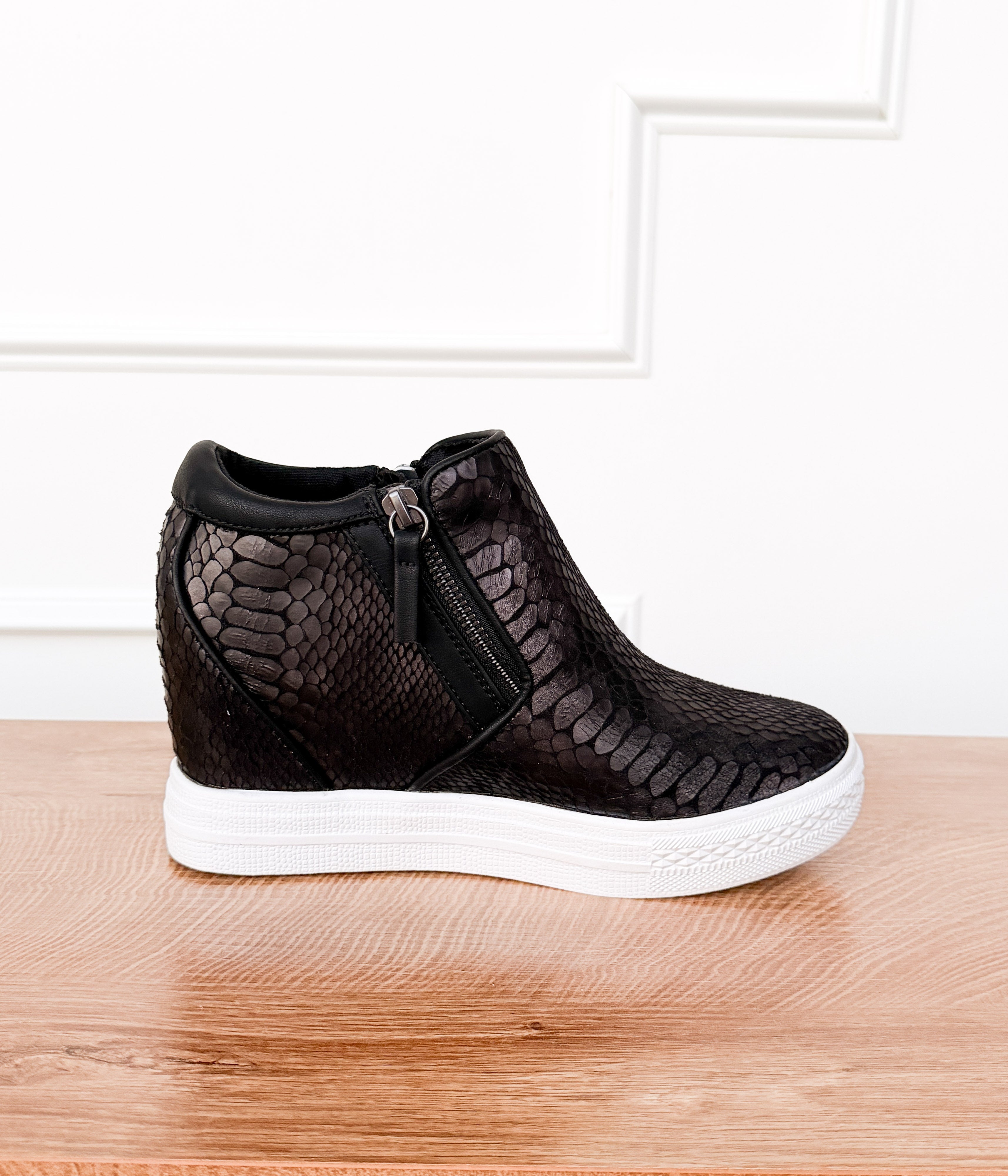 Timmibelle Wedge Sneaker in Black - Glamourous Grace