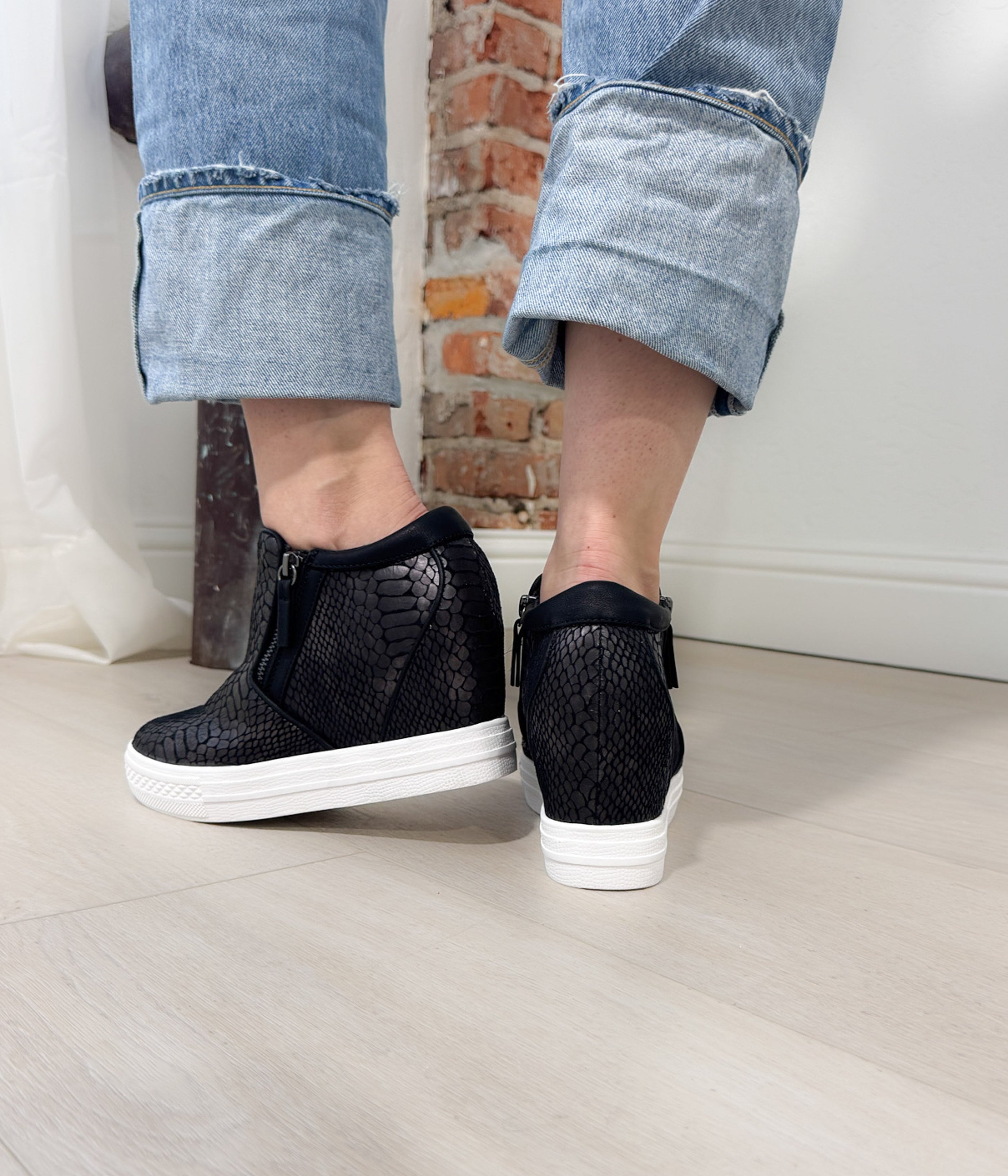 Timmibelle Wedge Sneaker in Black - Glamourous Grace