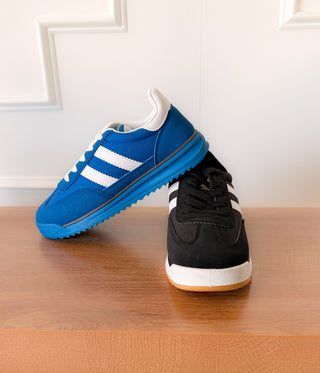 Tokyo Dual Stripe Sneakers in Black - Glamourous Grace