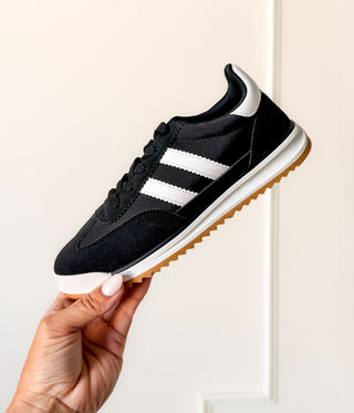 Tokyo Dual Stripe Sneakers in Black - Glamourous Grace