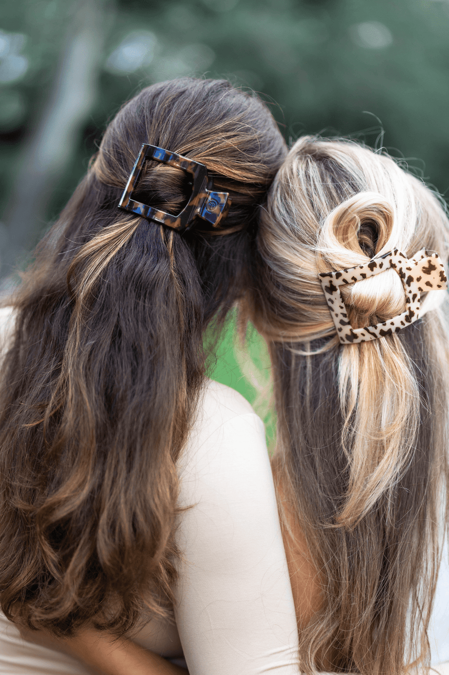 Tortoise Medium Flat Square Hair Clip - Glamourous Grace