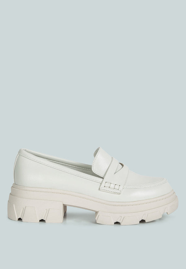 Kyro Wagon Platform Heel Loafers - Glamourous Grace