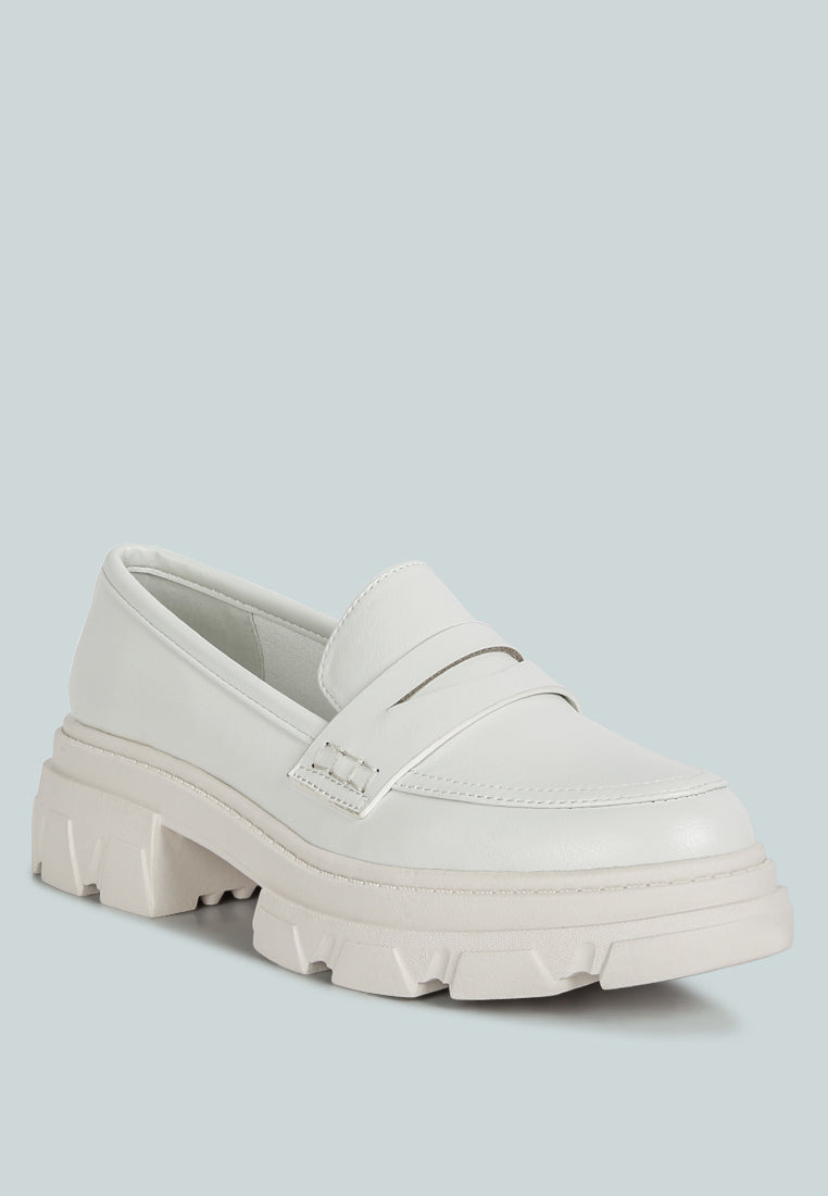 Kyro Wagon Platform Heel Loafers - Glamourous Grace