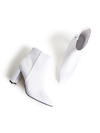 Wallice | White - Glamourous Grace