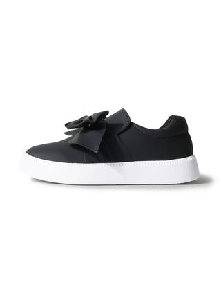 Wally | Black - Glamourous Grace