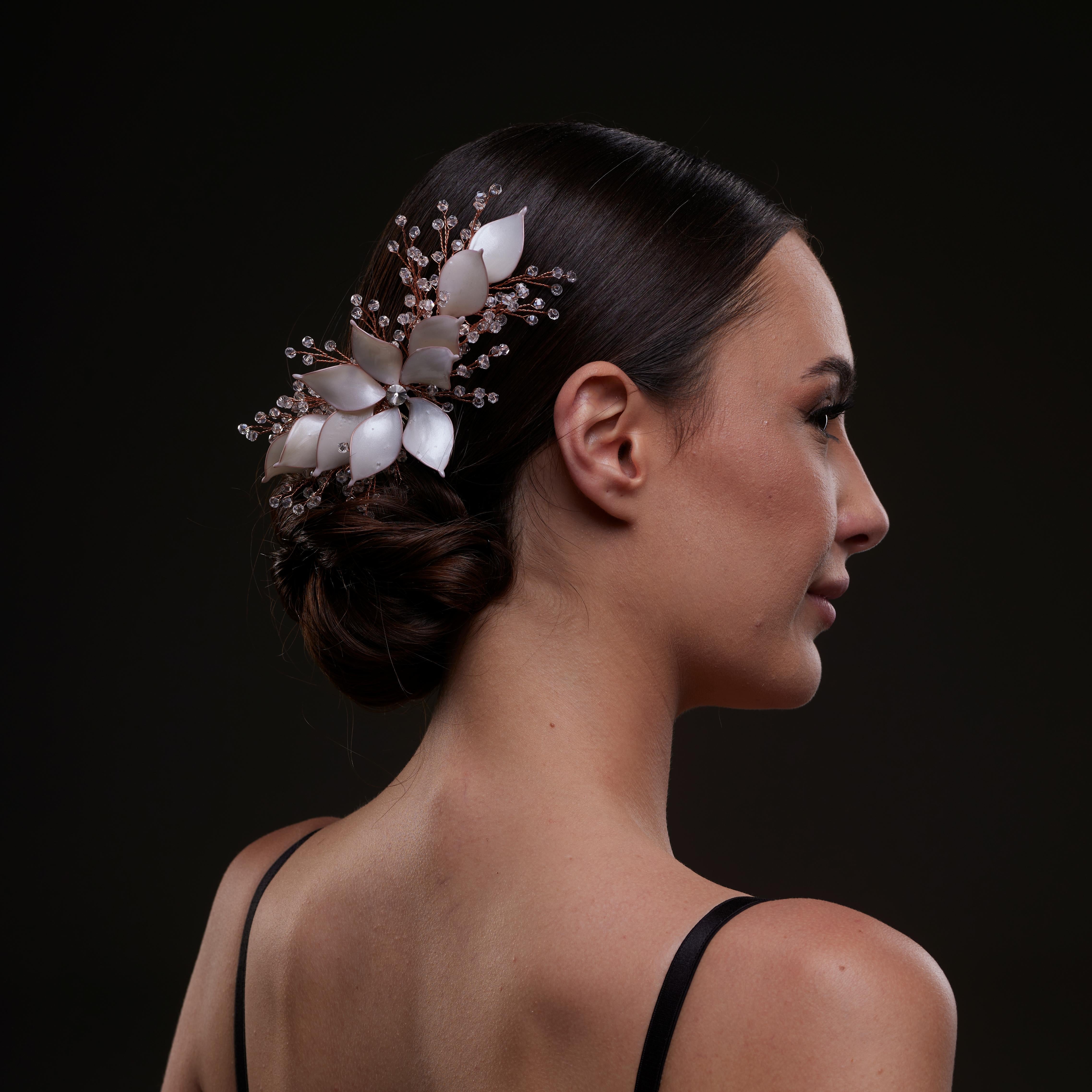 Handcrafted Rose Gold Bridal Hair Comb with Crystal Beads and Silver-Plated Wire - Elegant Wedding Hair Accessories for Brides and Bridesmaids - Glamourous Grace