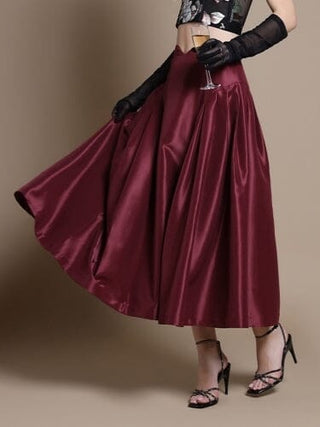Wide Width Skirt with Back Zipper