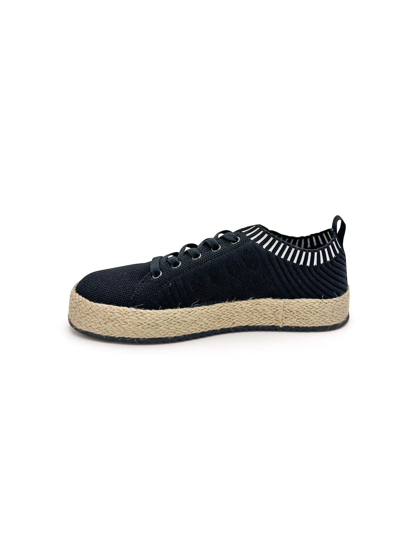 Yaras Sneakers in Black - Glamourous Grace