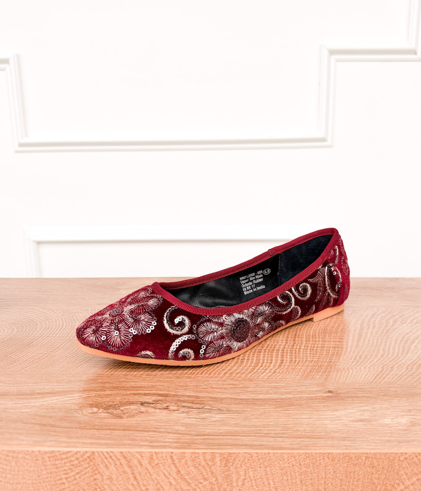 Yuna Flats in Burgundy - Glamourous Grace