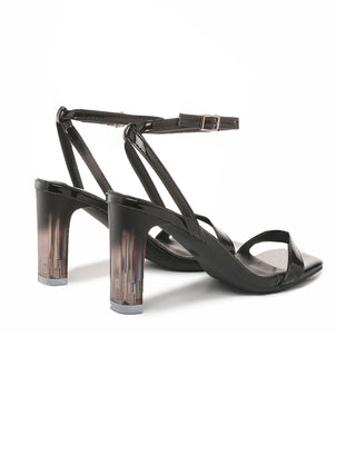 Zena | Black - Glamourous Grace