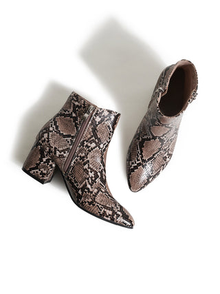 Zuma | Brown Snake - Glamourous Grace